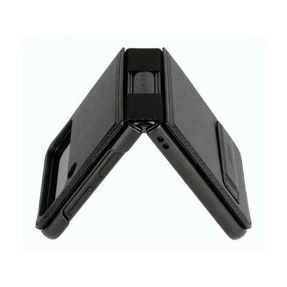 Funda de Cuero Vegano Nillkin Qin con Parante para Galaxy Z Flip 4 (2022) - Color Negro